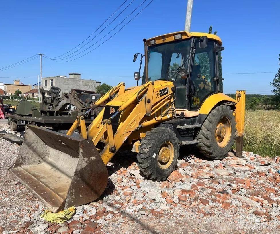 JCB 3 CX Rendegravere
