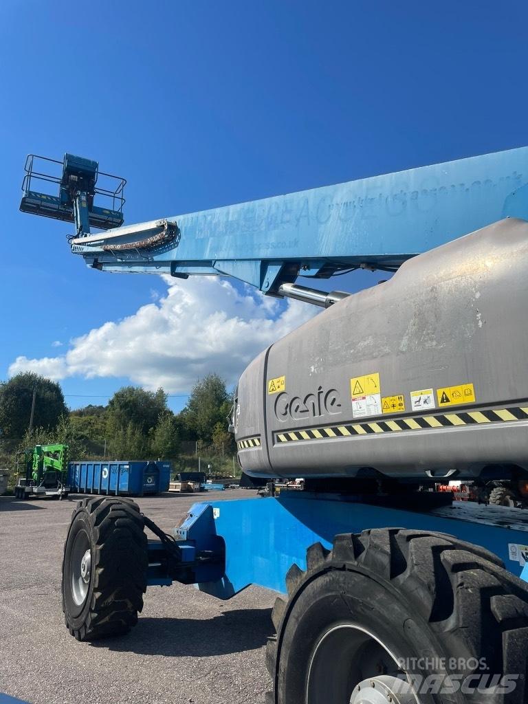 Genie S 125 Bomlifte med knækarm