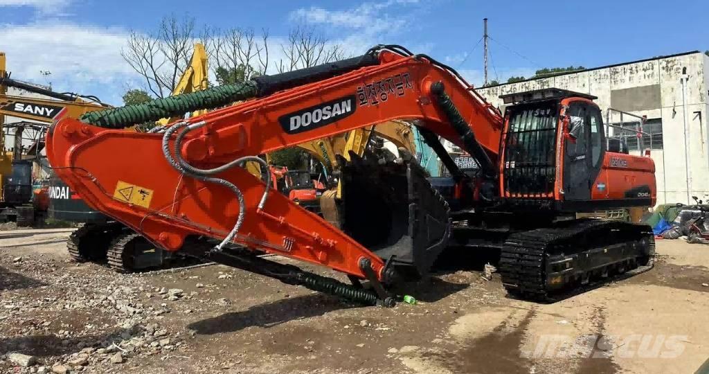 Doosan DX340 Gravemaskiner på larvebånd