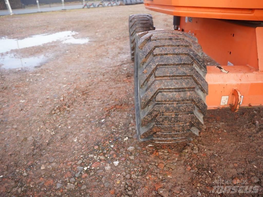 JLG 520 AJ Bomlifte med knækarm