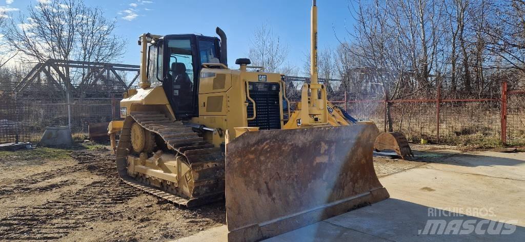 CAT D 6 N XL Bulldozer på larvebånd