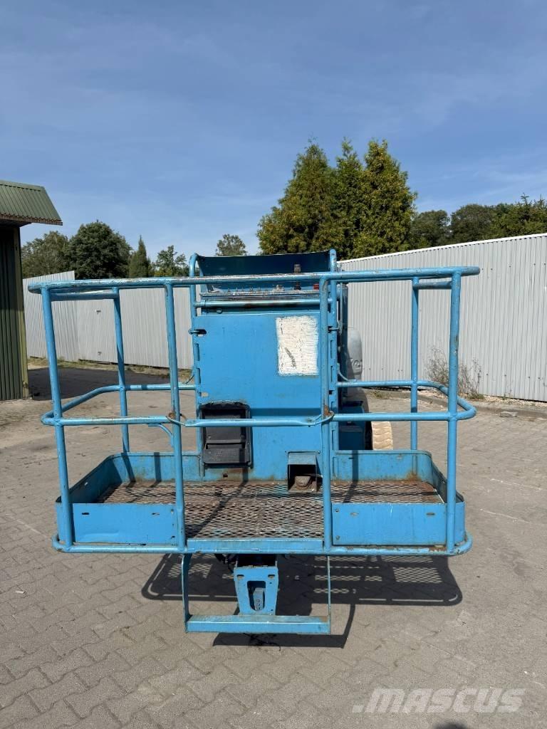 Genie Z 45/25 DC Bomlifte med knækarm