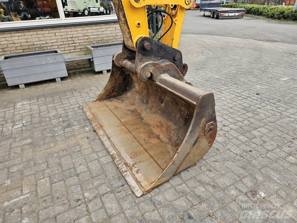 JCB JS145W Gravemaskiner på hjul