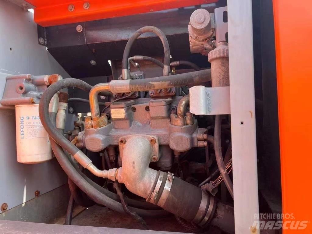 Hitachi zaxis240 Gravemaskiner på larvebånd