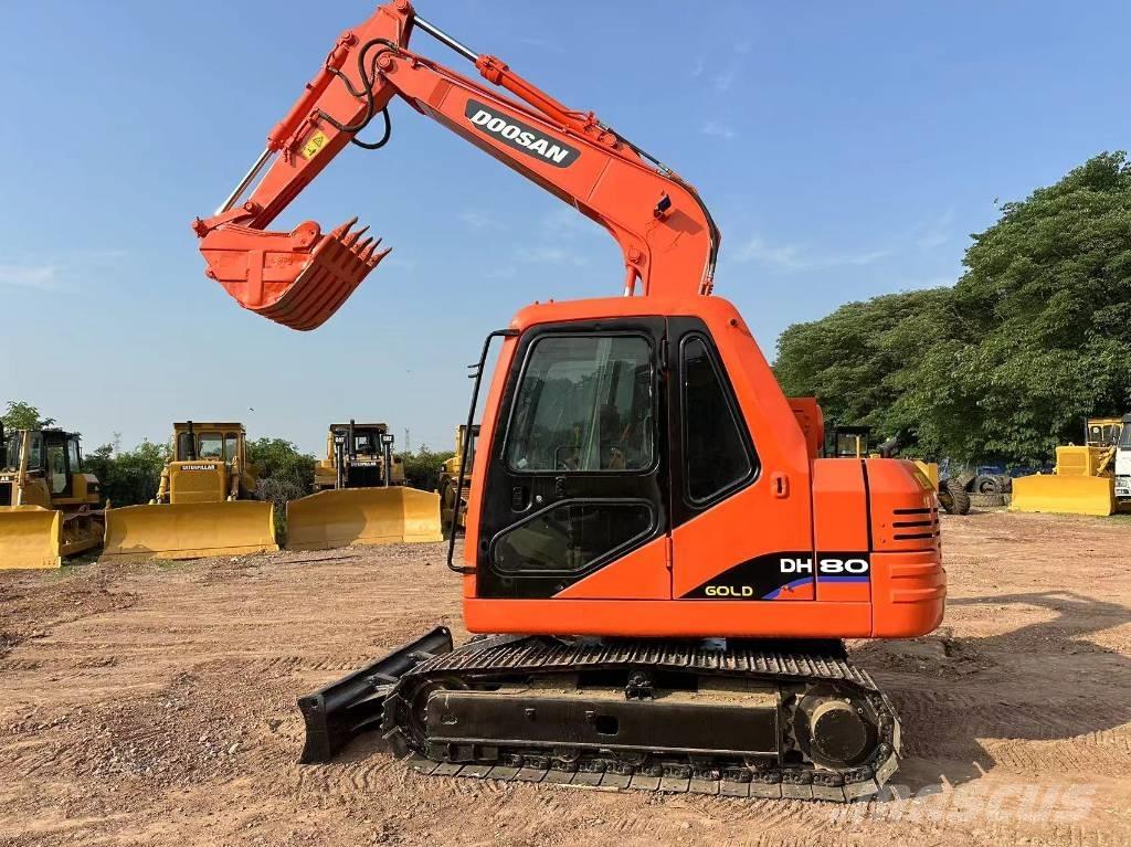Doosan DH 80 Midi-gravemaskiner 7t - 12t