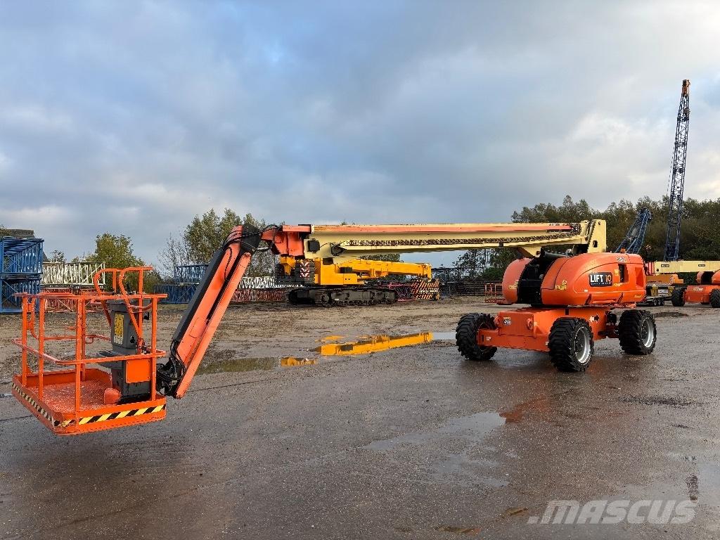 JLG 860 SJ Teleskoplifte