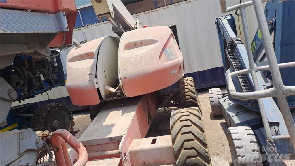 JLG 460SJ Teleskoplifte