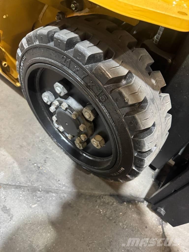 CAT FGC25N Gaffeltrucks - andre