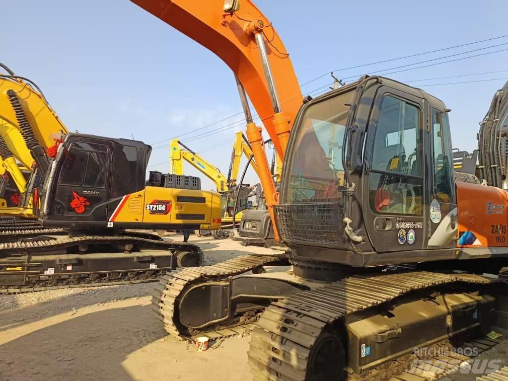 Hitachi ZX160 Gravemaskiner på larvebånd