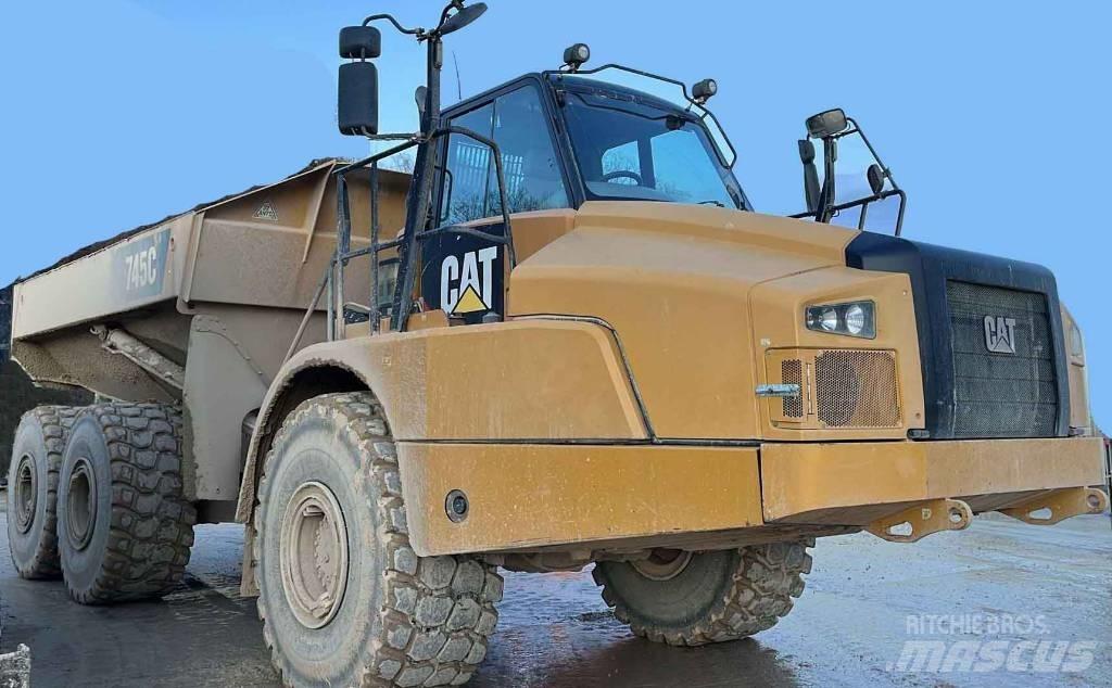 CAT 745 C Terrængående lastbiler