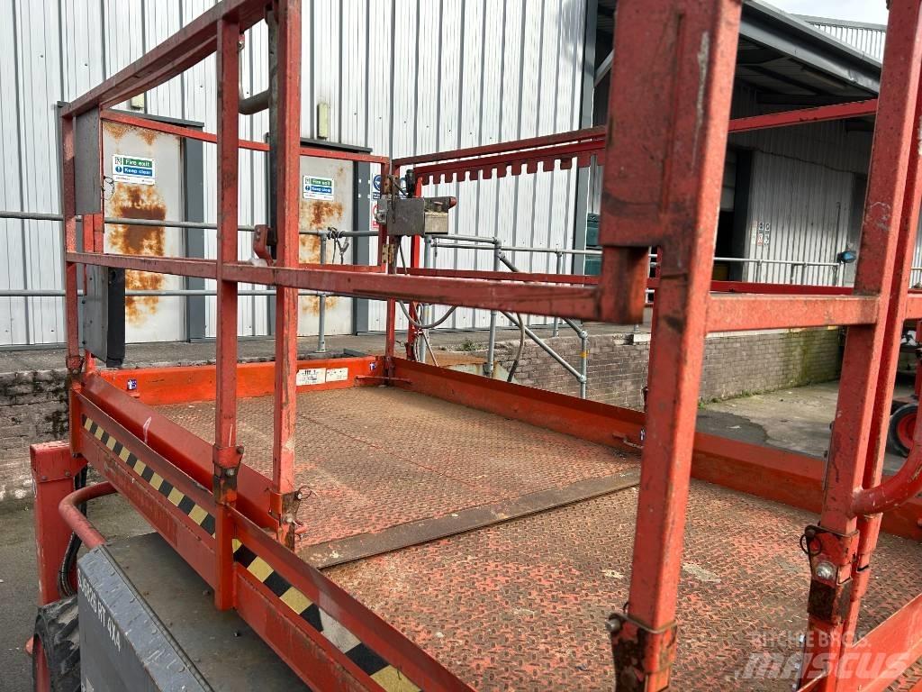 SkyJack SJ 6826 RT Saxlifte