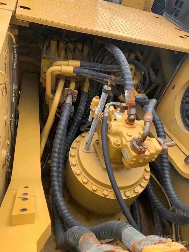 CAT 336 D Gravemaskiner med lang gravebom