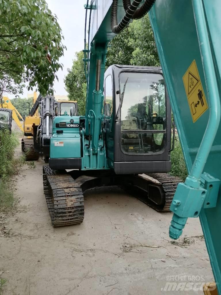 Kobelco SK 75 Gravemaskiner på larvebånd