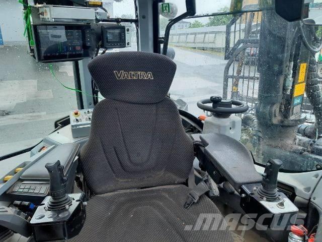 Valtra N153 Skovbrugstraktorer