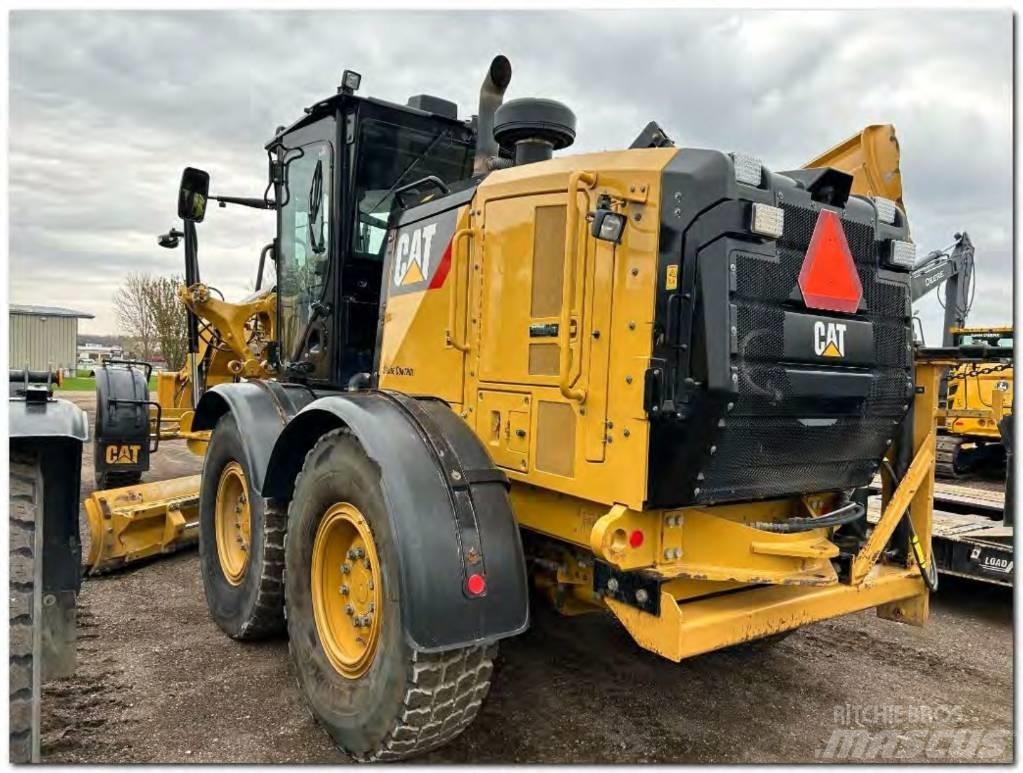 CAT 12 M 3 Vejhøvle / Gradere