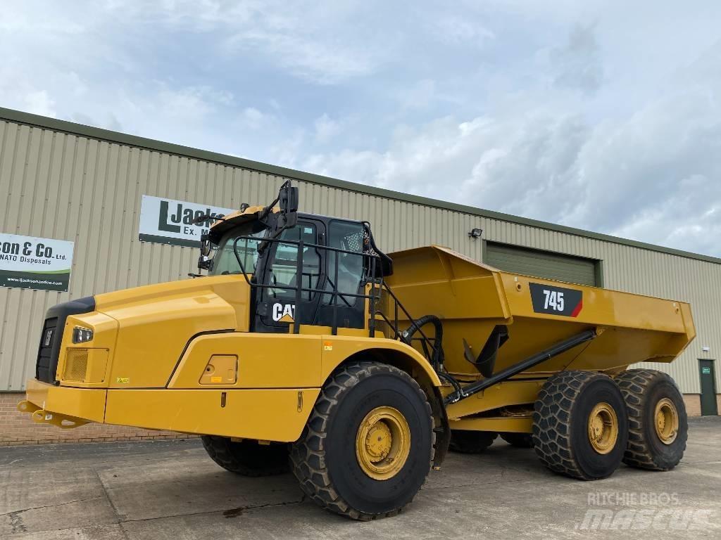 CAT 745 C Terrængående lastbiler