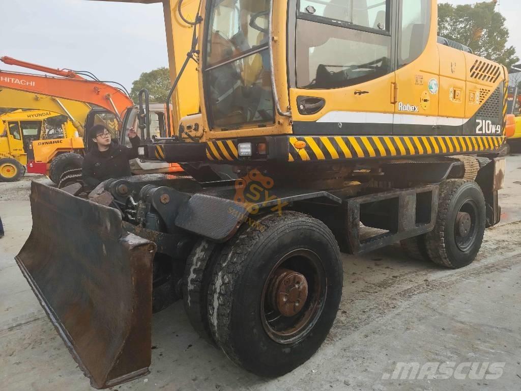 Hyundai 210W-9 Gravemaskiner på hjul