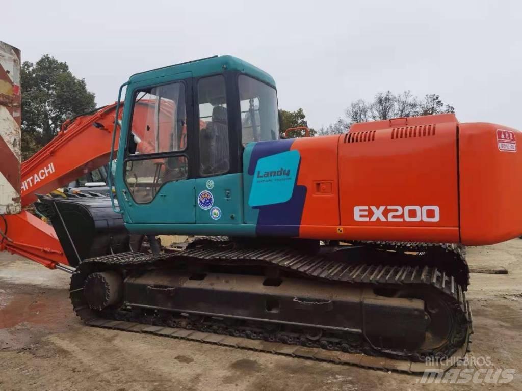 Hitachi EX 200 Gravemaskiner på larvebånd