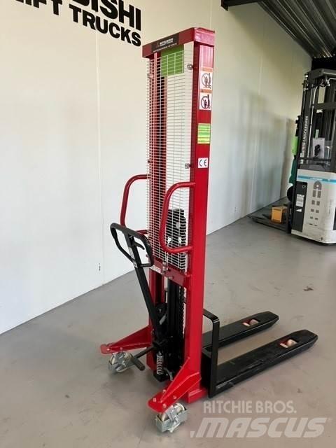  SDJ1000 Gaffeltrucks - andre