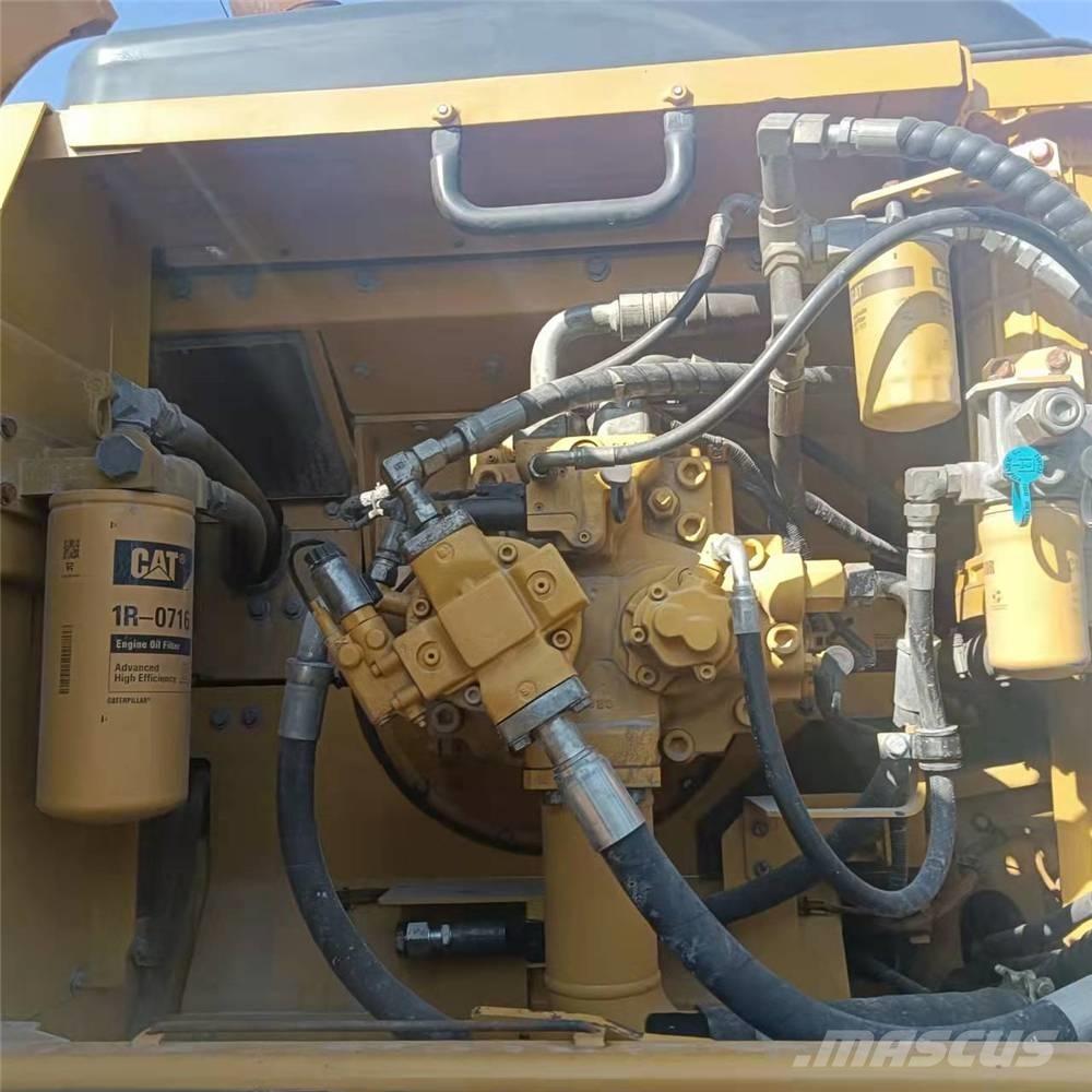 CAT 336D Gravemaskiner på larvebånd