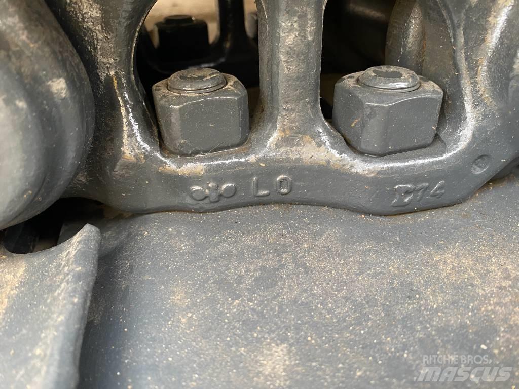 Komatsu PC210LC-8M0 Gravemaskiner på larvebånd