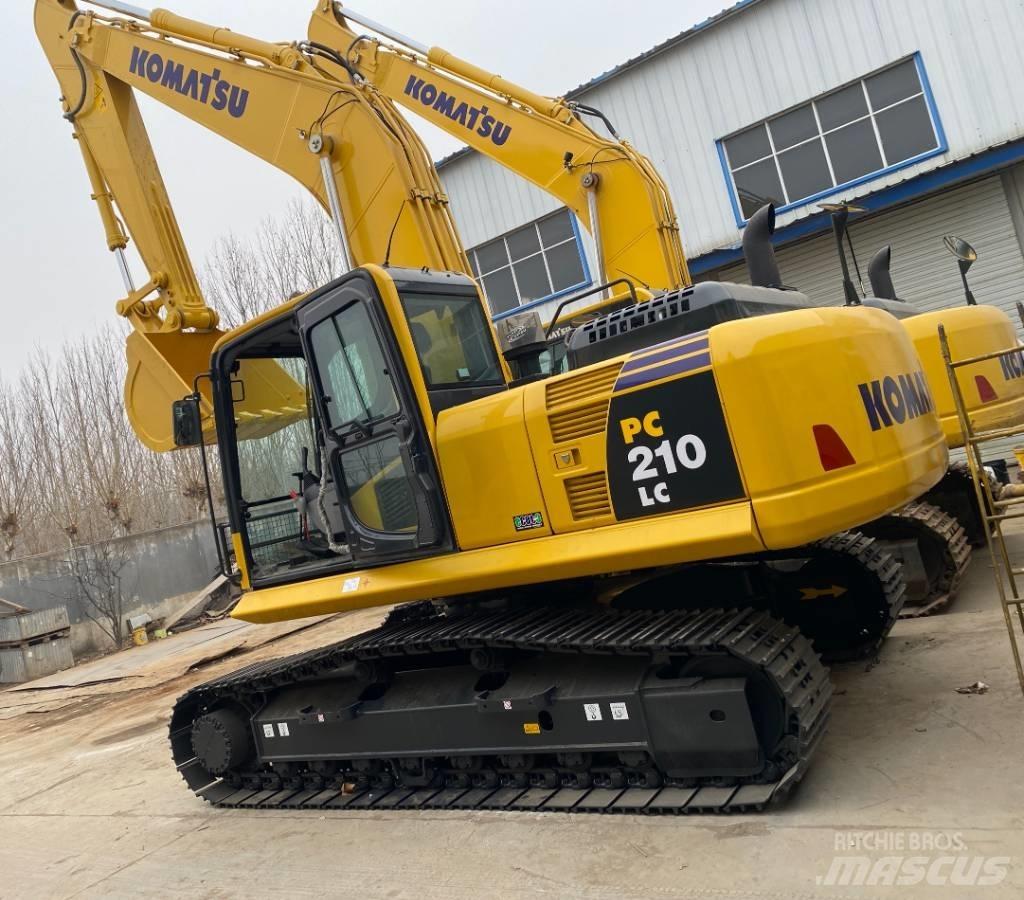 Komatsu PC210LC-8M0 Gravemaskiner på larvebånd