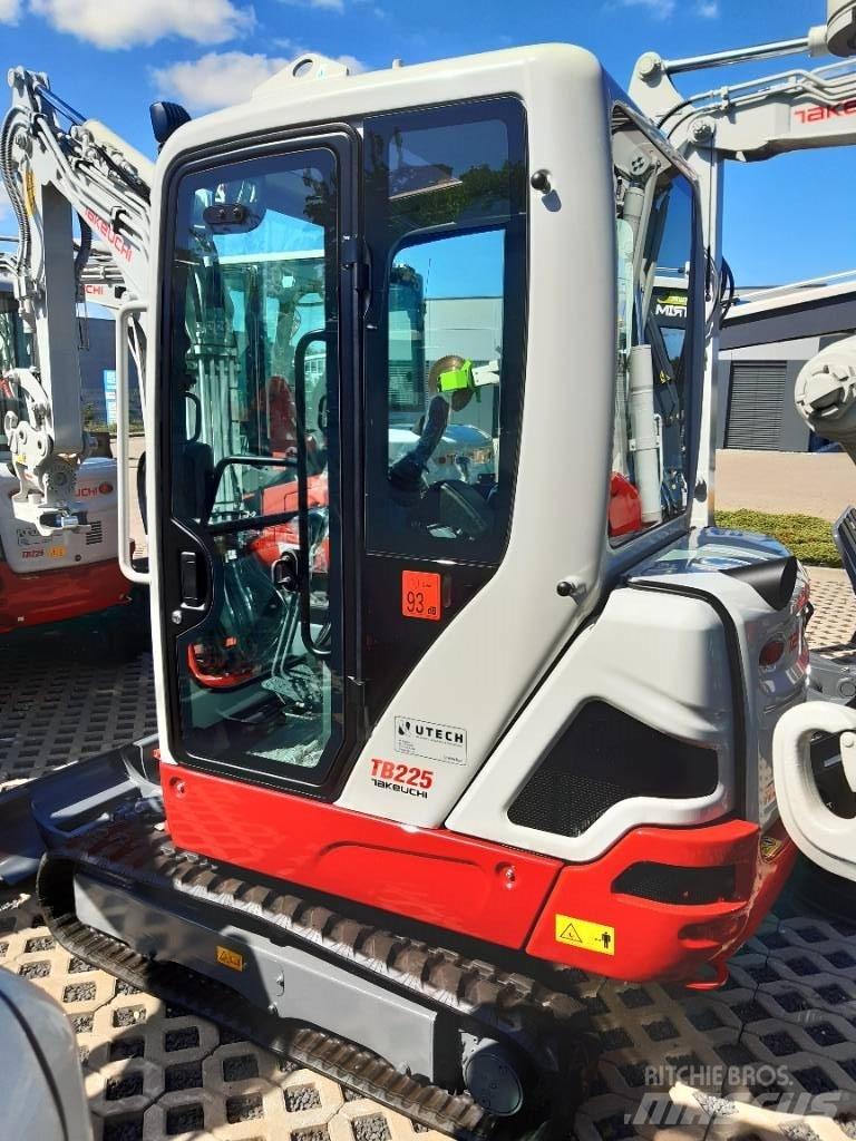 Takeuchi TB225 V3 Minigravemaskiner