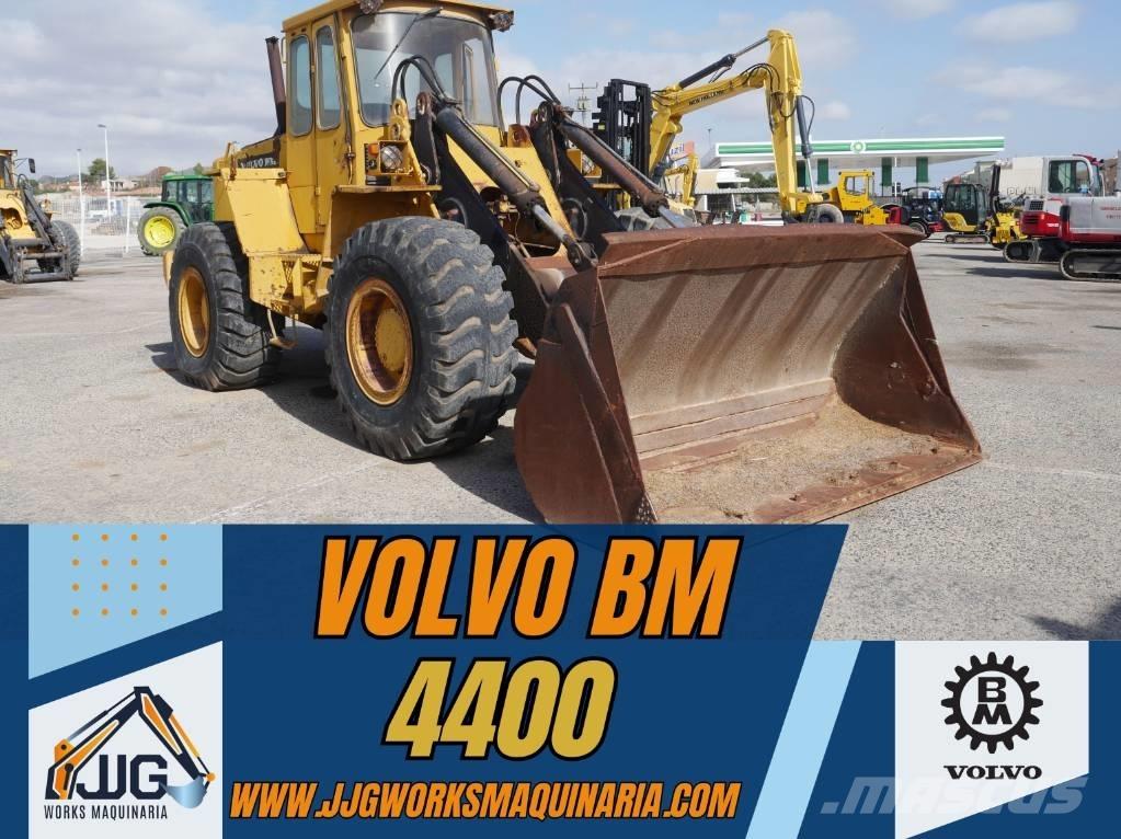 Volvo BM 4400 Læssemaskiner på hjul