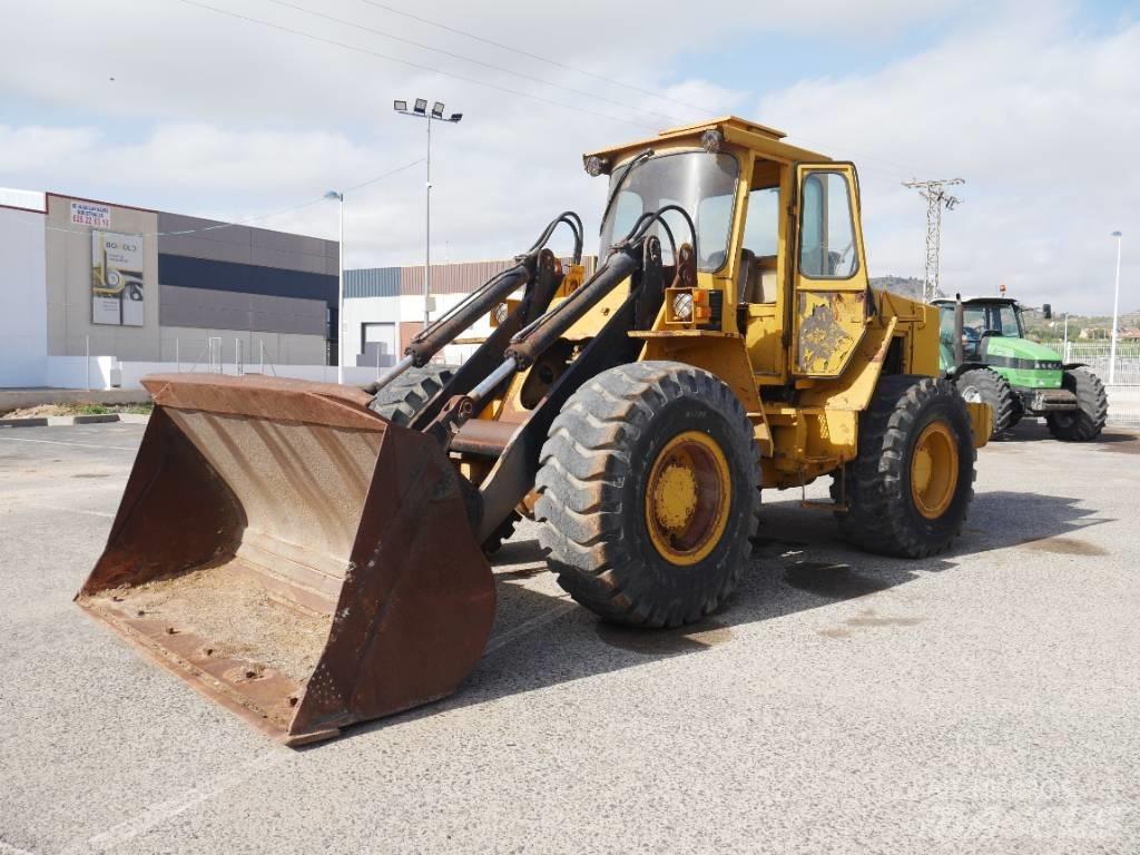 Volvo BM 4400 Læssemaskiner på hjul