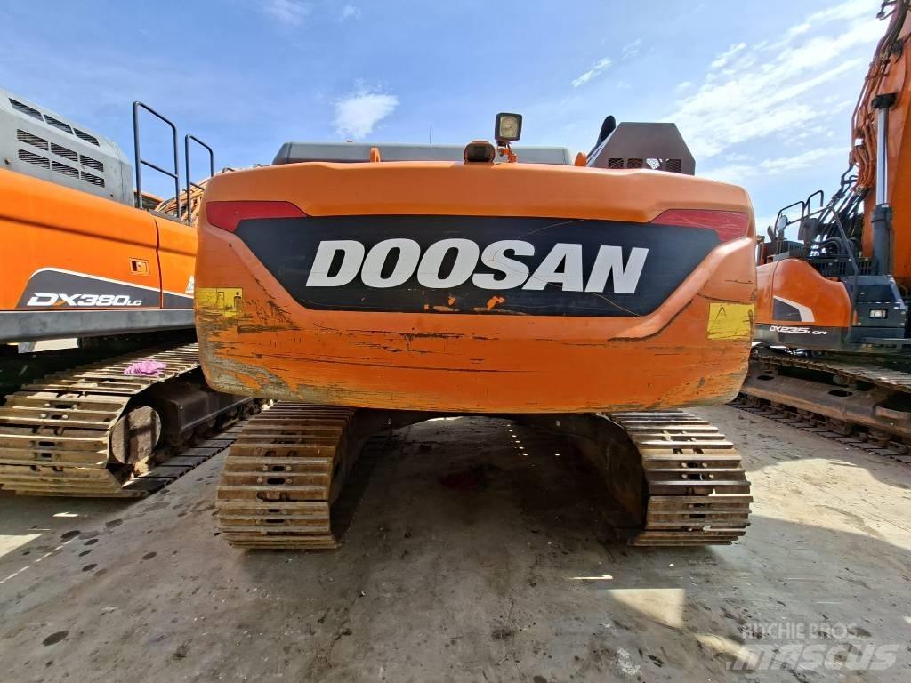 Doosan DX 225 LC-5 Gravemaskiner på larvebånd