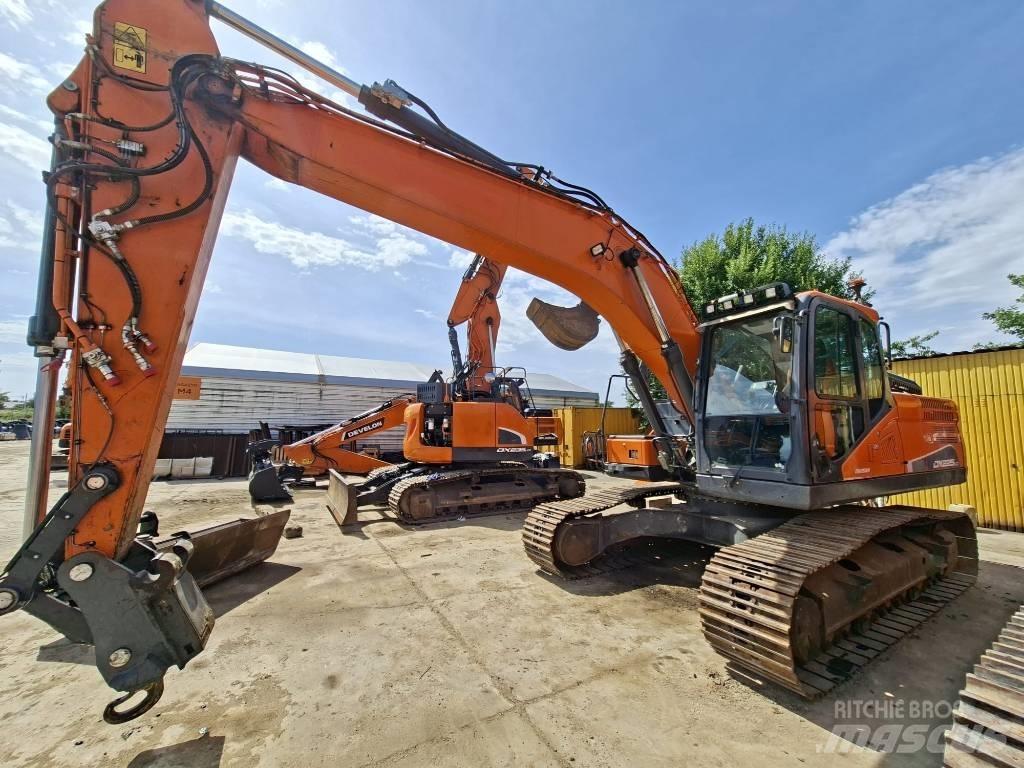 Doosan DX 225 LC-5 Gravemaskiner på larvebånd