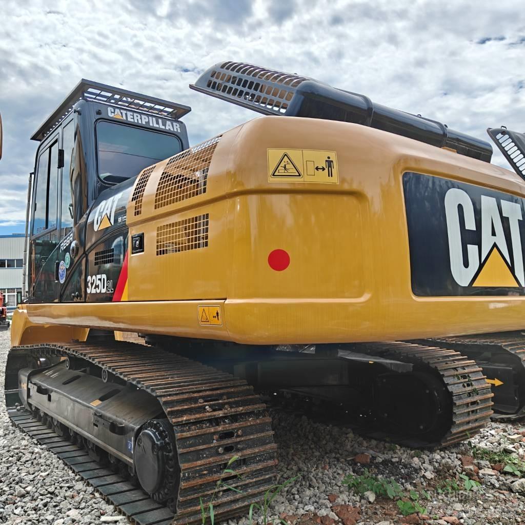 CAT 325D Gravemaskiner på larvebånd