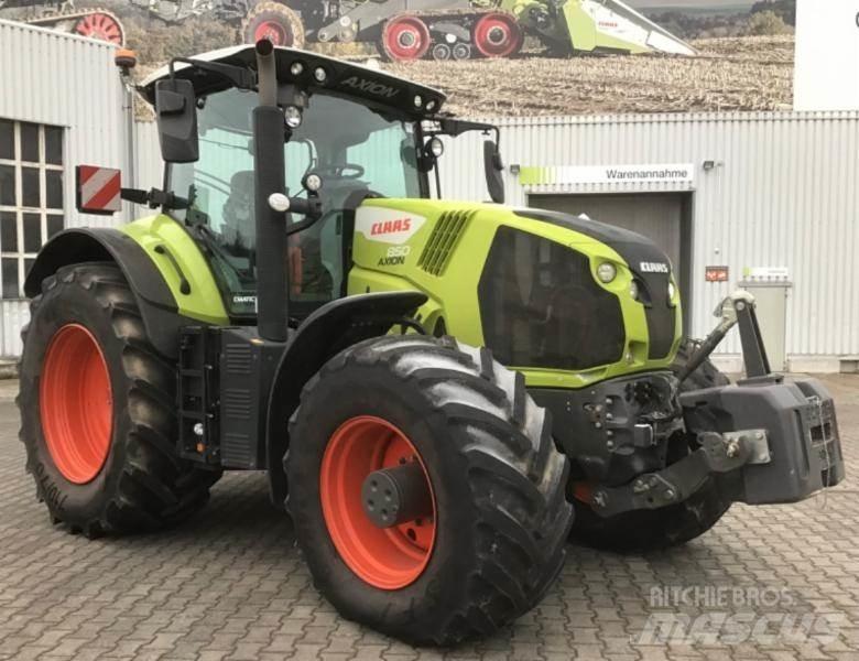 CLAAS AXION 850 Traktorer