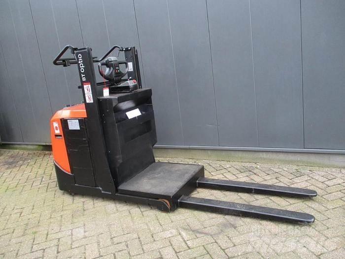 Toyota OSE 100W Plukketruck, lav
