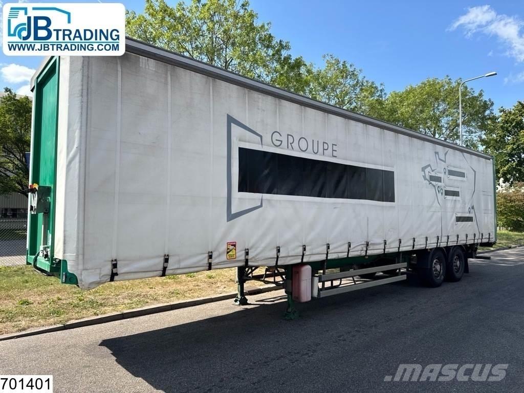 Samro Tautliner Semi-trailer med Gardinsider