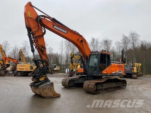 Doosan DX 255 LC-5 Gravemaskiner på larvebånd