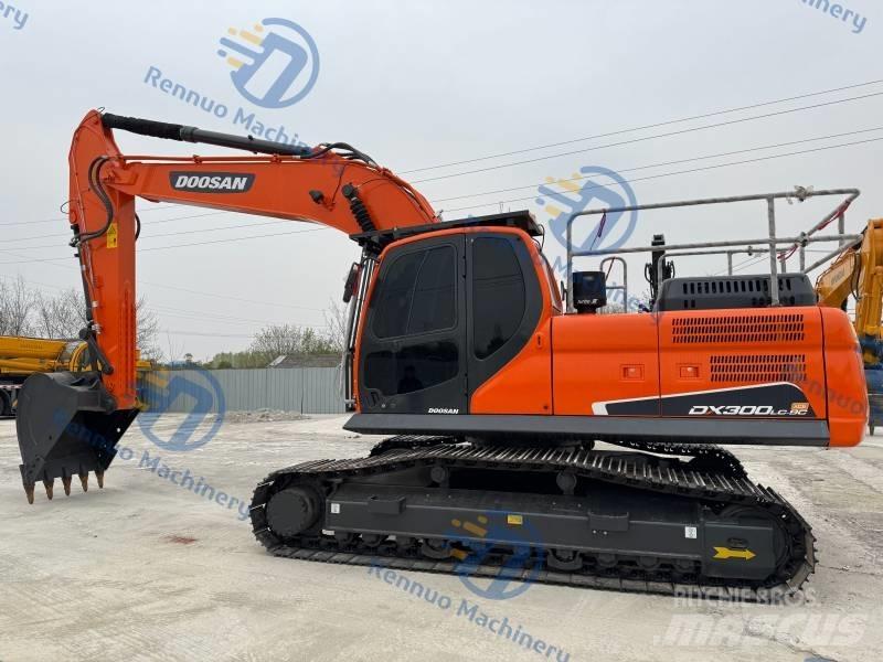 Doosan DX 300 LC-9C Gravemaskiner på larvebånd