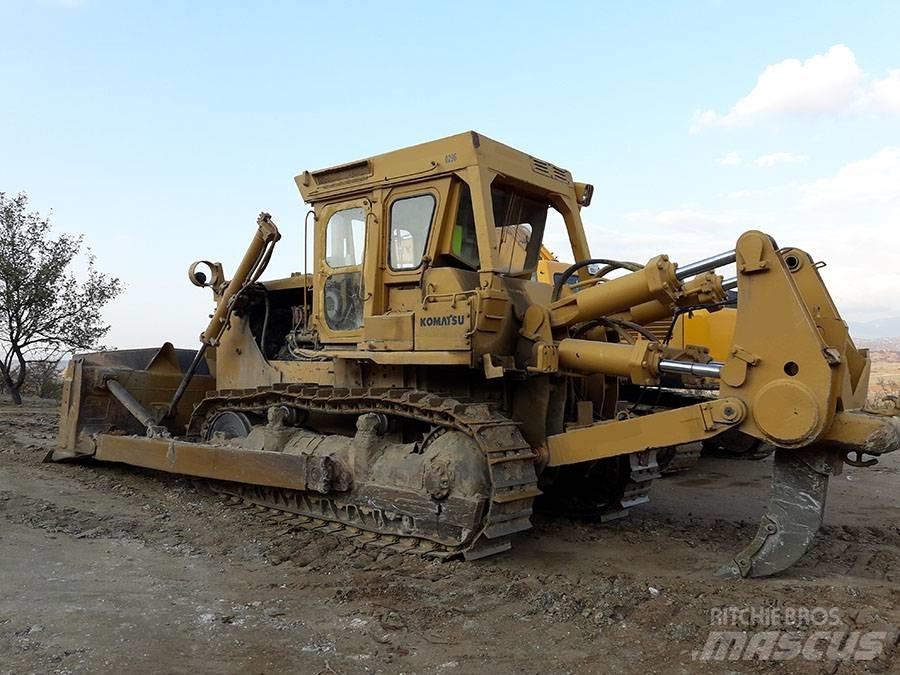Komatsu D 155 A-1 Bulldozer på larvebånd