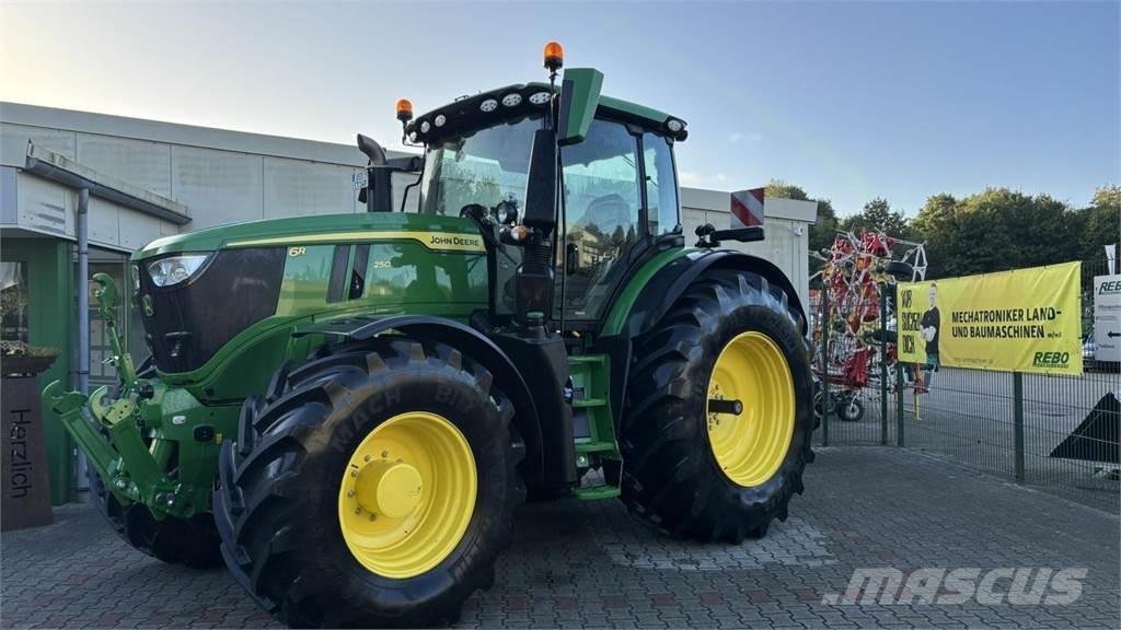 John Deere 6R250 Traktorer