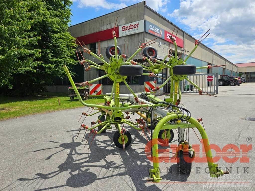 CLAAS Volto 1050 River og høvendere