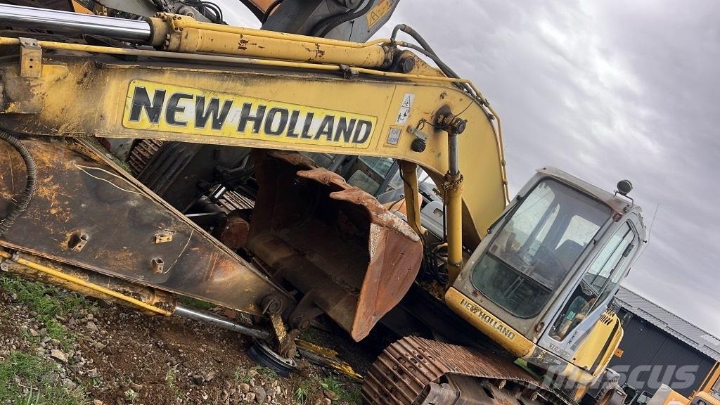New Holland E 215 B Hydraulik