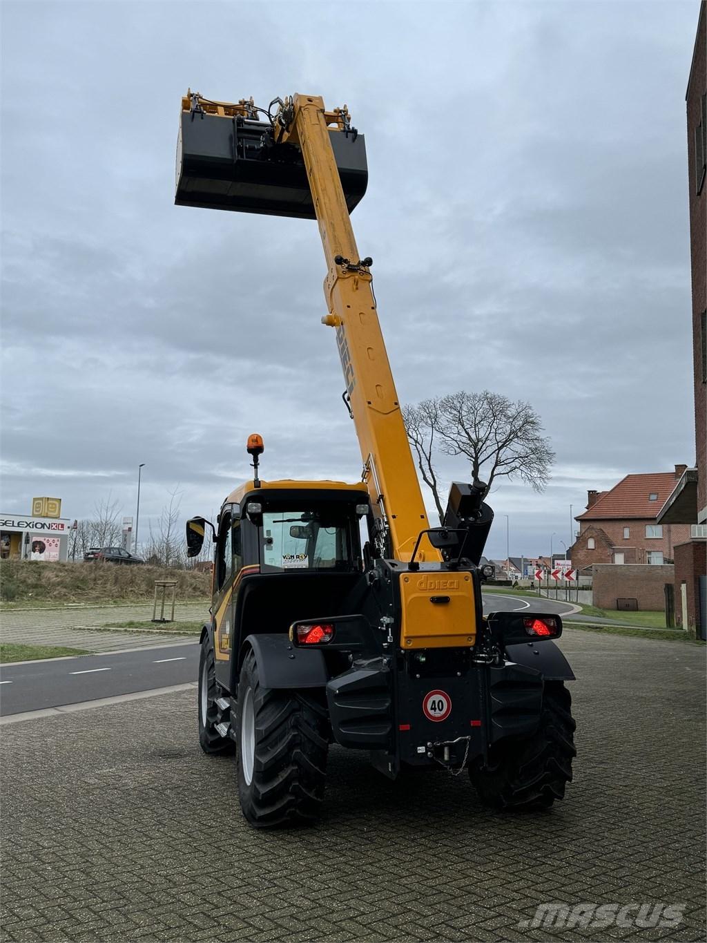 Dieci Agri plus 42.7 Teleskoplæssere til landbrug