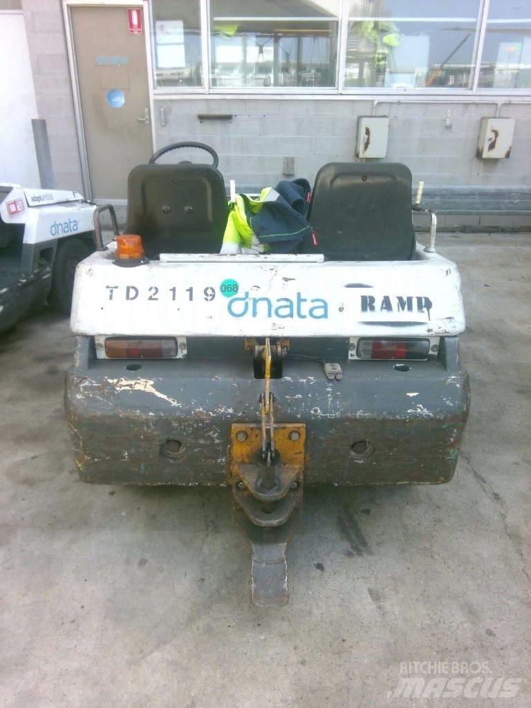 Toyota 02-2TD25 Trucks - Andet