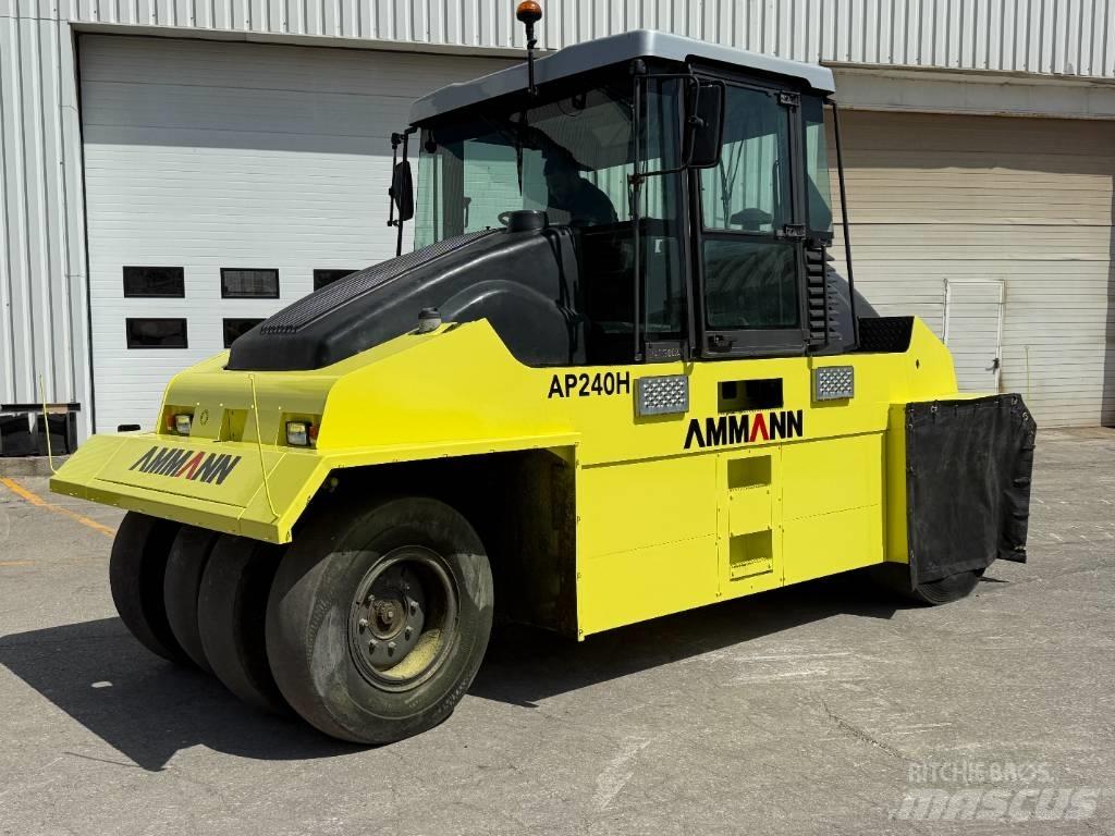 Ammann AP 240 H Tromle med luftdæk