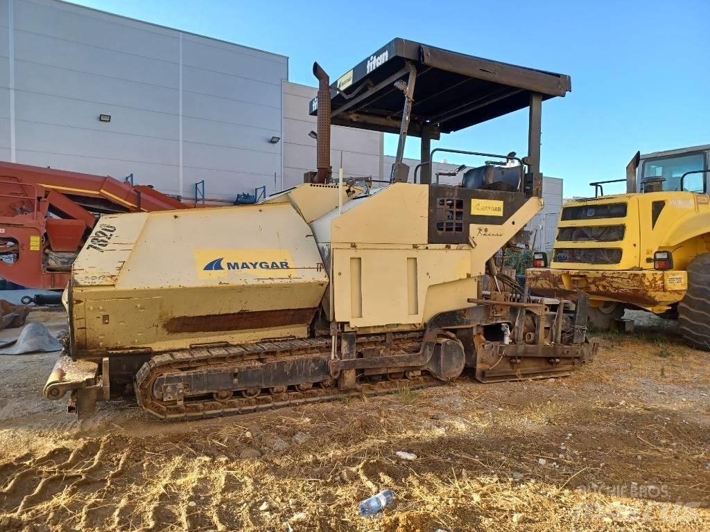 Titan 7820 Asfaltudlæggere