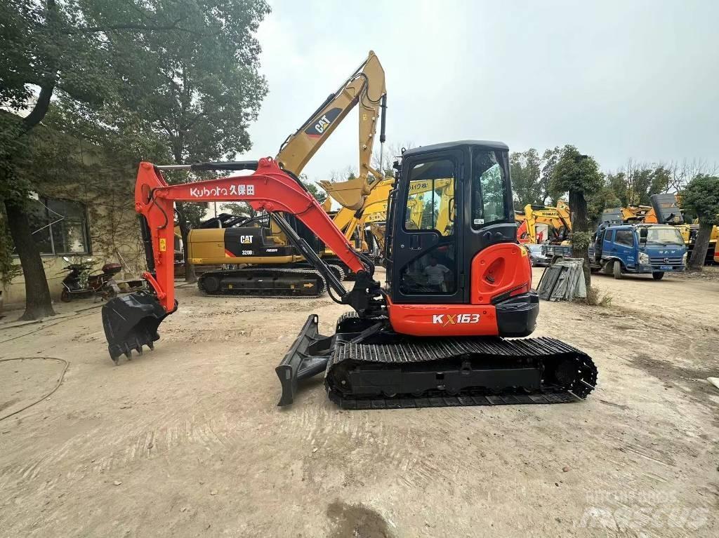 Kubota 163 Gravemaskiner på larvebånd
