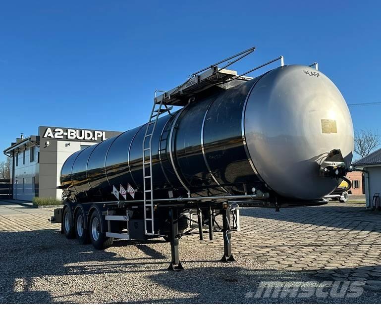 LAG 0-3-39T Semi-trailer med Tank