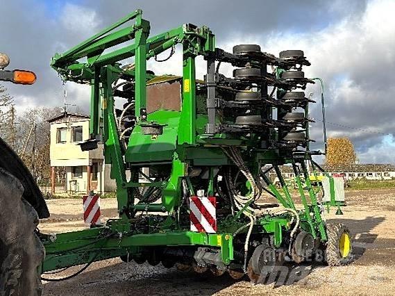 John Deere 750 A Såmaskine