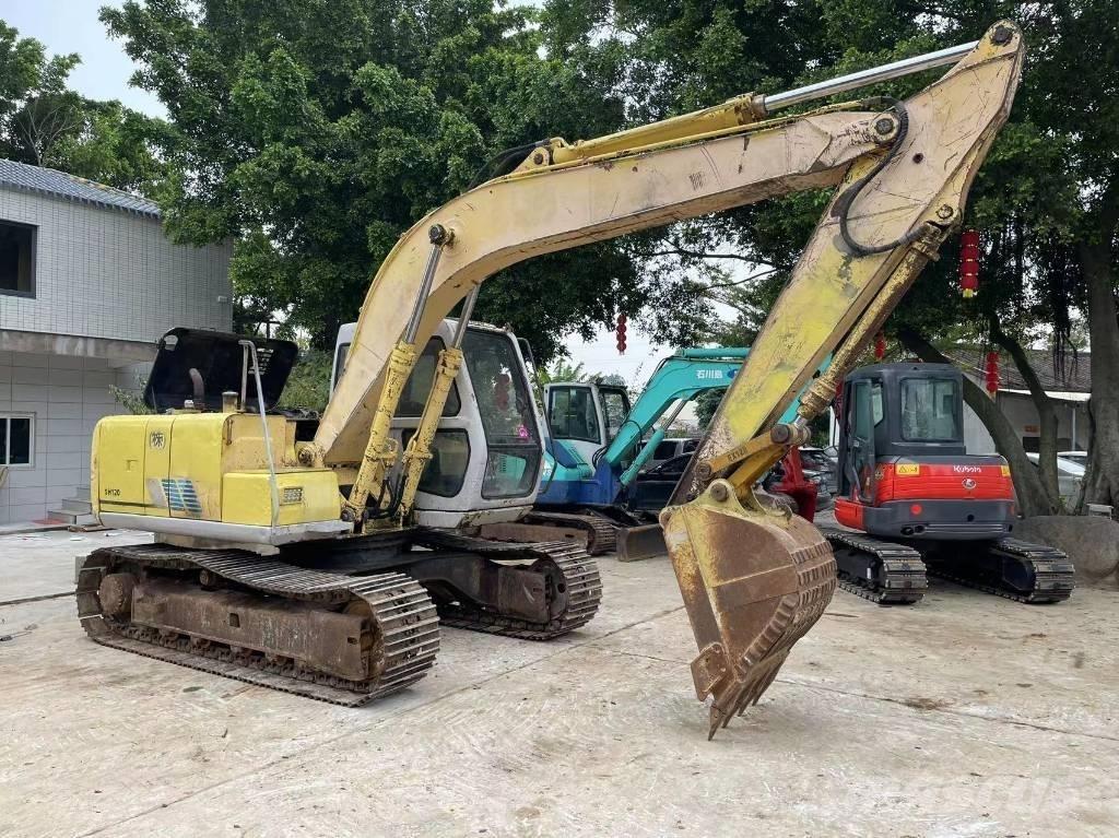 Sumitomo SH120 Gravemaskiner på larvebånd