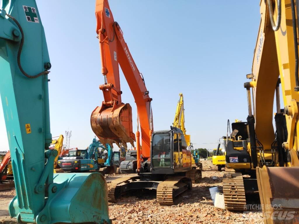 Hitachi ZX 240-3 Gravemaskiner på larvebånd